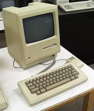 A Journey Through Apple Computer History: From the Garage to Global Tech Giant